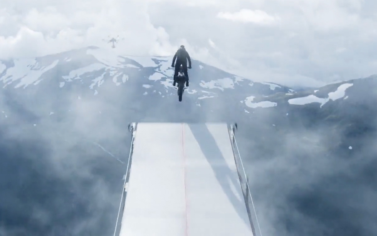 Tom Cruise realiza la mayor escena de riesgo en la historia del cine Tom Cruise realiza la mayor escena de riesgo en la historia del cine