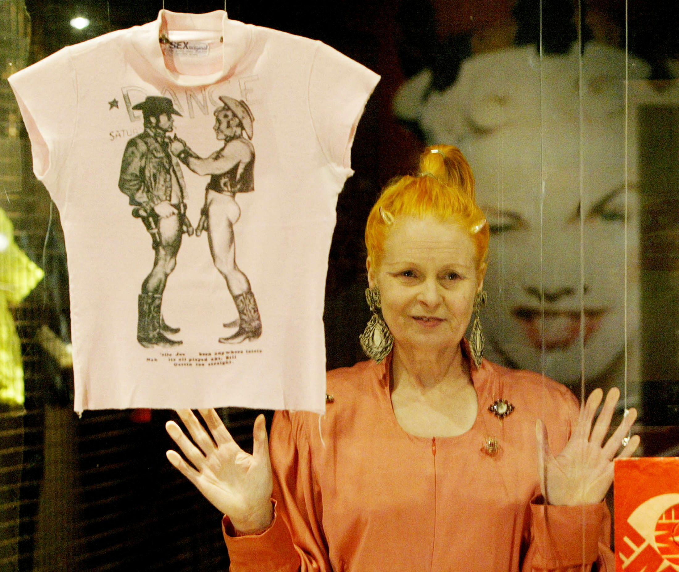 Muere Vivienne Westwood la provocativa dama de la moda a los años Aristegui Noticias