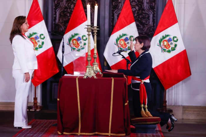 567ef2ec397476ce581f73de8f22e8d66ebdca2bw