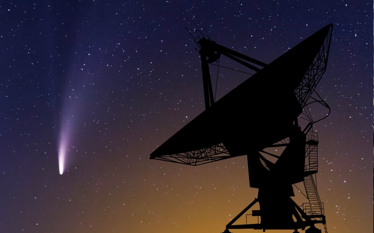 Desde hoy podrás ver el cometa verde que pasa cada 50 mil años