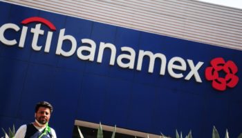 Citibanamex se enfrenta a éxodo de clientes ante inminente venta