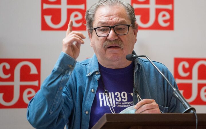 FCE no estará en FIL Minería; por altos costos, abrirá tendido de libros al lado FCE no estará en FIL Minería; por altos costos, abrirá tendido de libros al lado