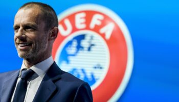 Presidente de la UEFA acusa a la prensa de exagerar el beso de Rubiales