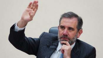 Lorenzo Córdova será el orador único en la 'Marcha por Nuestra Democracia'