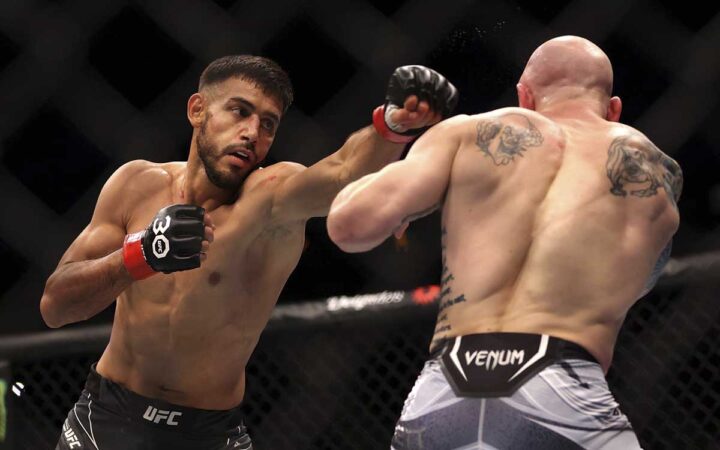 El mexicano Yair Rodríguez, campeón interino de peso pluma de la UFC El mexicano Yair Rodríguez, campeón interino de peso pluma de la UFC