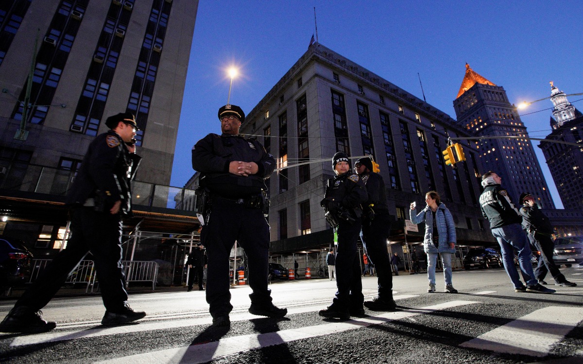 NYPD Calls All Their Agents Before Trump’s Possible Mobilization