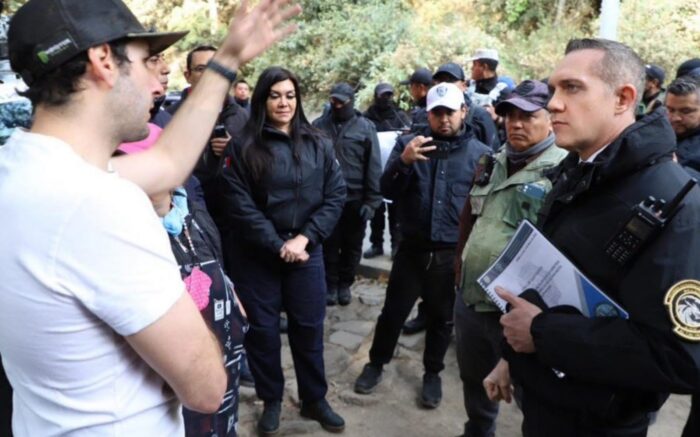 Alcaldía realiza operativo en el Desierto de los Leones; personas  distribuían droga y cobraban cuotas por entrar | Aristegui Noticias