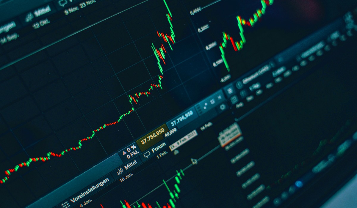 Salvar a los bancos, matando a la economía | Artículo Salvar a los bancos, matando a la economía | Artículo