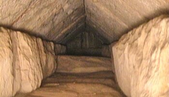 Descubren pasillos secretos ocultos en la Gran Pirámide de Giza