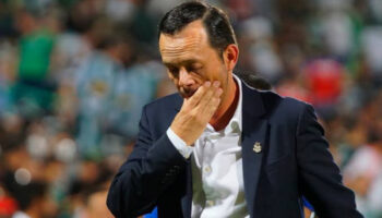 Voltean el santo a Eduardo Fentanes en la Comarca Lagunera | Video