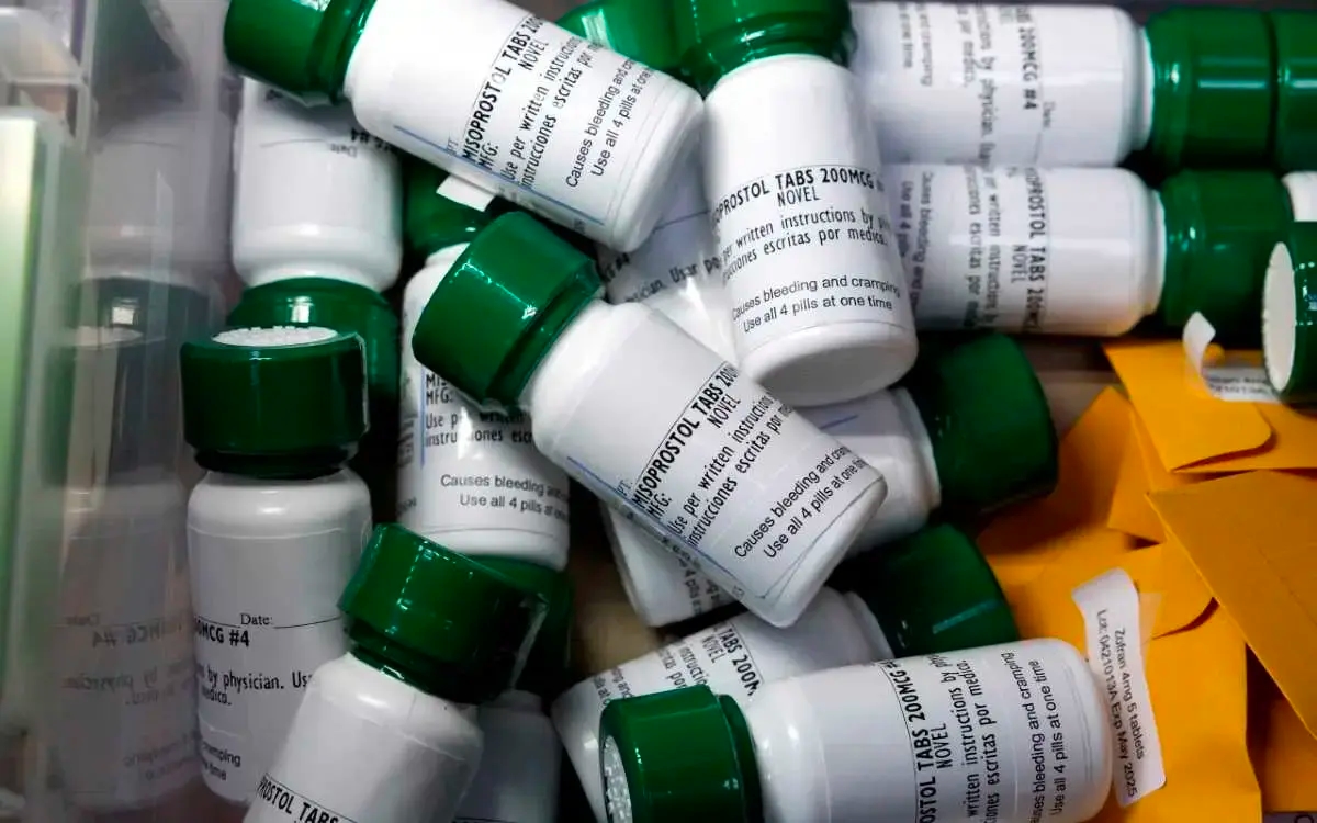 U.S. Supreme Court to rule on veto of abortion pills by Friday