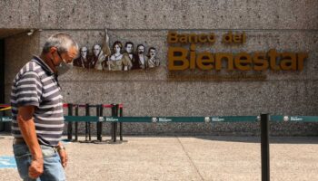 Suspenden pago y entrega de tarjetas del Bienestar en 32 municipios de Puebla