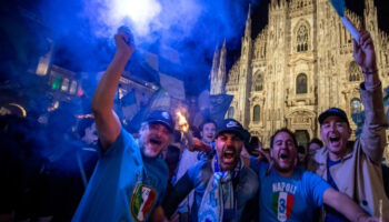 Nadie duerme en Nápoles esta noche por la obtención del Scudetto | Fotogalería y videos