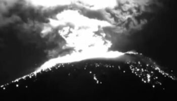 Popocatépetl registra fuerte explosión en la madrugada | Video