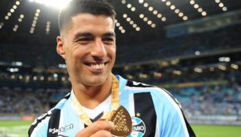 Luis Suárez anuncia su salida del Gremio en diciembre y deja en duda su llegada al Inter Miami