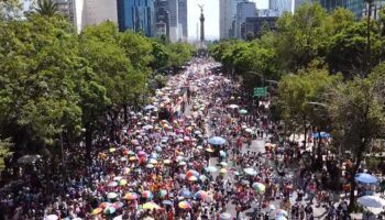 CDMX: Asistieron 250 mil personas a Marcha del Orgullo LGBTTTIQ+, calcula Batres