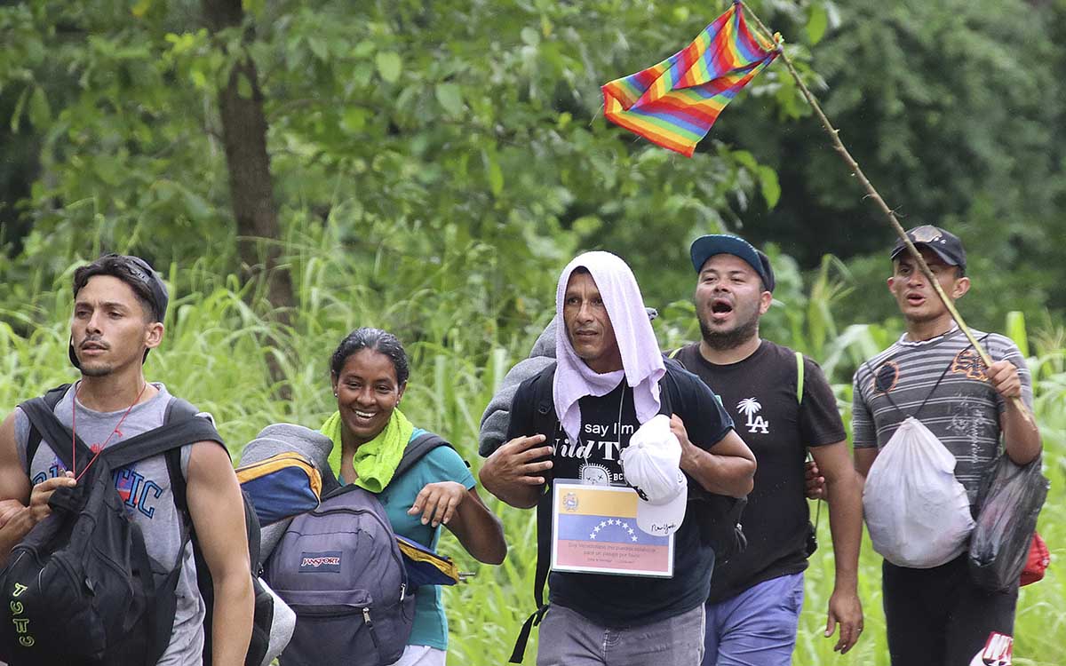 Chiapas Sale caravana de migrantes venezolanos hacia EU