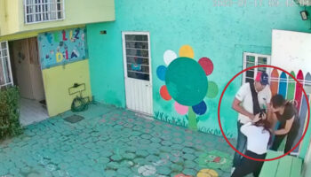 Kínder Cuautitlán Izcalli: Abuelos acuden a DIF para obtener resguardo del niño