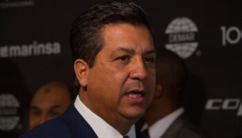 FGR confirma que existe orden de aprehensión vigente contra Cabeza de Vaca