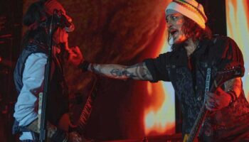 Cancelan concierto de Johnny Depp tras encontrarlo 'inconsciente' en hotel: prensa
