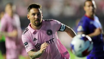 Messi debuta con el Inter Miami como cambio en la segunda parte ante Cruz Azul