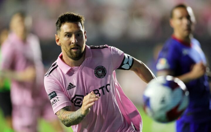 Messi debuta con el Inter Miami como cambio en la segunda parte ante Cruz Azul