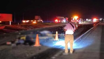 Tres migrantes muertos y 57 lesionados tras choque en la Matehuala-Saltillo