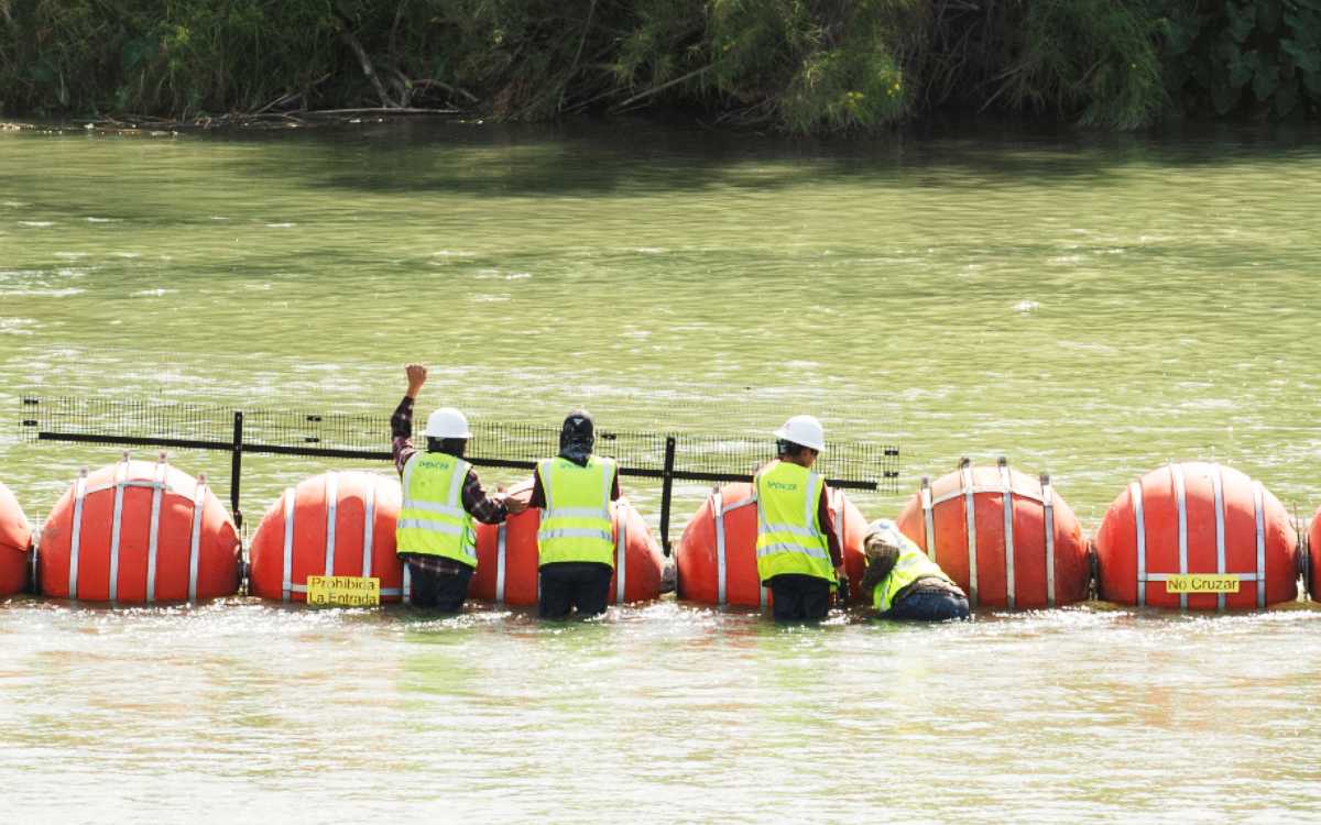 Departamento de Justicia de EU demanda a Texas por muro flotante Departamento de Justicia de EU demanda a Texas por muro flotante