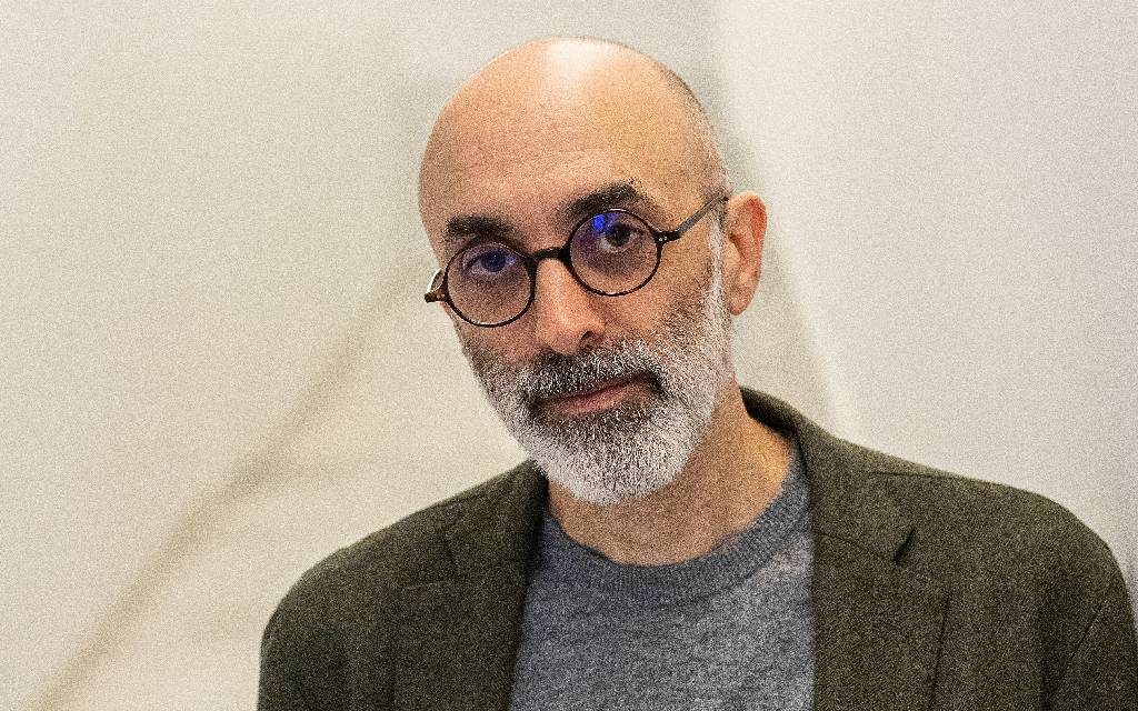 “El tema de la identidad me persigue como un fantasma”: Eduardo Halfon |Video “El tema de la identidad me persigue como un fantasma”: Eduardo Halfon |Video