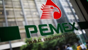 Deuda de Pemex con proveedores sube 44%