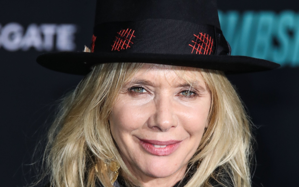 Videos Rosanna Arquette Choca Su Carro Contra Un Centro Comercial Aristegui Noticias 7053