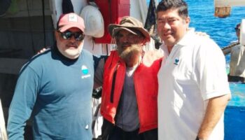 Tripulación que salvó a náufrago y su perrita recibirán reconocimiento: Grupomar | Entérate