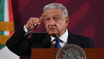 AMLO acusa de corrupto a Tribunal Electoral por ordenarle retirar mañaneras