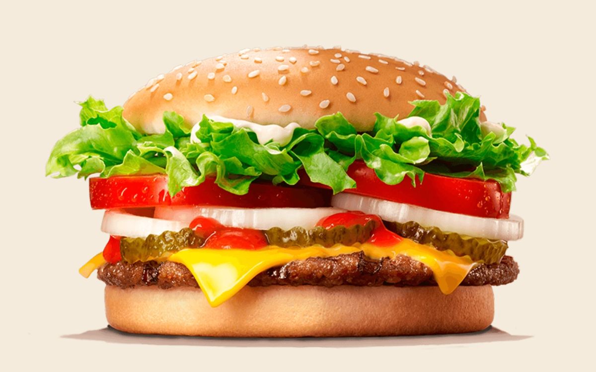 ¿La Whopper es muy pequeña? Burger King es demandada por clientes ¿La Whopper es muy pequeña? Burger King es demandada por clientes