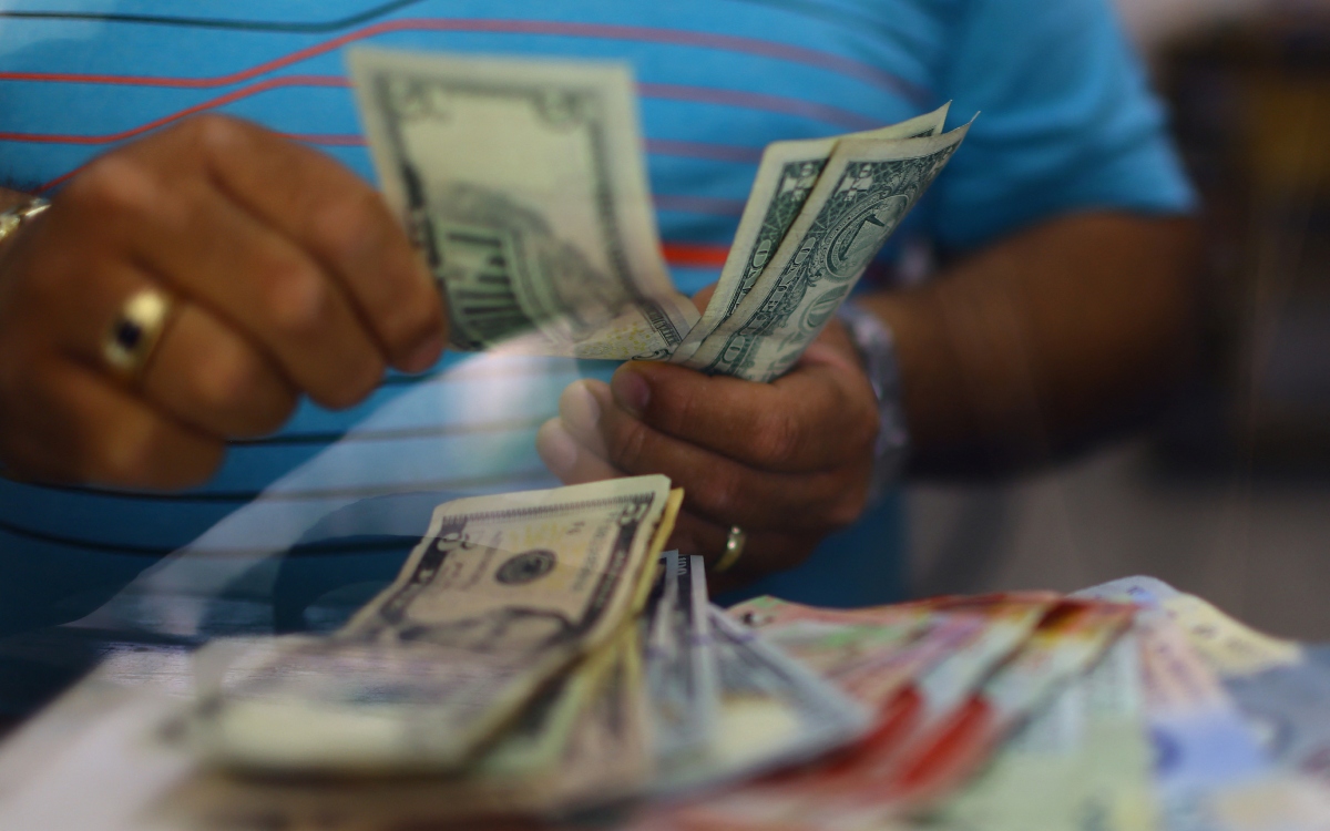 Crecimiento del empleo EU sigue moderado en julio Crecimiento del empleo EU sigue moderado en julio