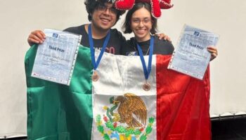 Estudiantes de la UNAM conquistan el bronce en competencia mundial de matemáticas