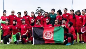 Jugadoras de Afganistán piden firmas para solicitar a FIFA su reconocimiento oficial