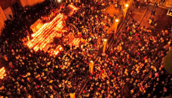 Lagos de Moreno: Cientos de personas realizan vigilia en honor a los 5 jóvenes desaparecidos