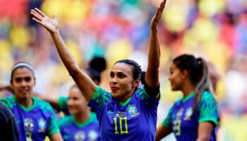 Marta, la reina del futbol, se despide de los Mundiales: 