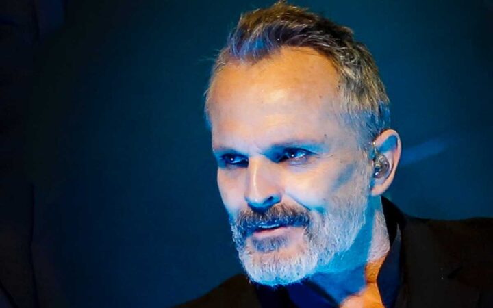 Reportan que comando armado asaltó la casa del cantante Miguel Bosé en CDMX