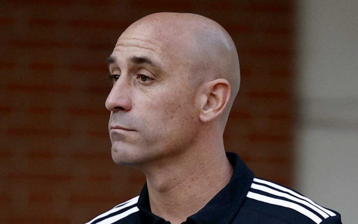 Gobierno español hará todo lo posible para cesar a Luis Rubiales Gobierno español hará todo lo posible para cesar a Luis Rubiales
