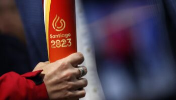 Presentan las antorchas de los Juegos Panamericanos Santiago 2023 | Video