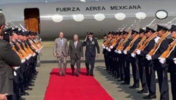 AMLO llega a Colombia; se reunirá con Gustavo Petro | Videos