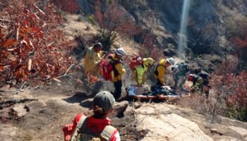 Atacan a balazos a mexicanos migrantes en BC; hay 2 muertos