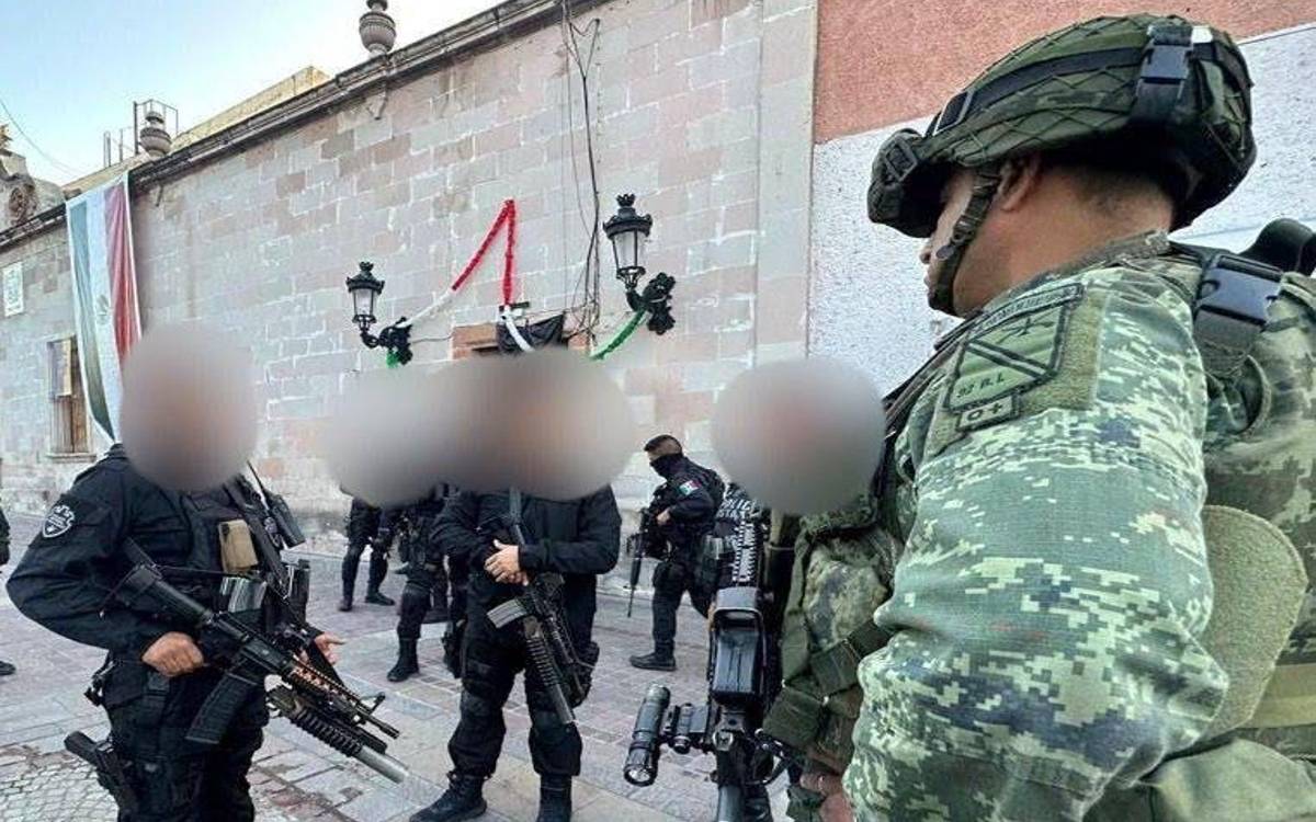 Revisan armamento y licencias de policías municipales en Teocaltiche, Jalisco Revisan armamento y licencias de policías municipales en Teocaltiche, Jalisco