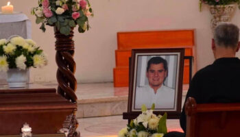 Ataque a bar de Chilpancingo dejó 2 funcionarios muertos y 2 heridos, afirma periodista