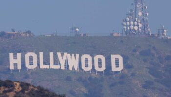 Escritores de Hollywood pone fin a la huelga