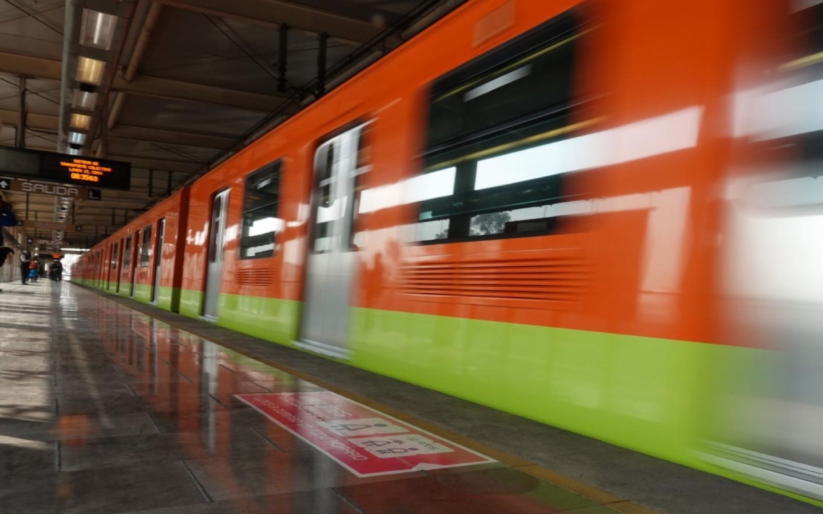 Policía que grabó video con Luna Bella en Metro era agente en activo; SSC lo suspende