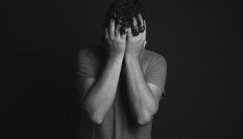 Prevalencia de depresión y ansiedad aumentó en 25% durante pandemia: Durand | Entérate