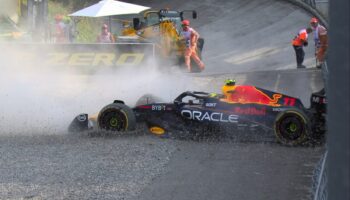 F1: Sergio Pérez choca en Monza; Sainz se impone en la P2 | Video